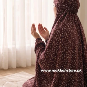 MAROON NAMAAZ CHADDAR